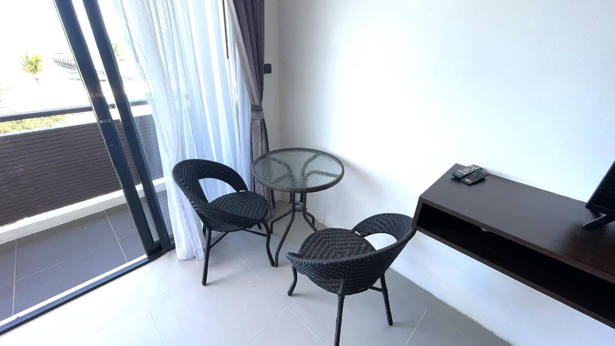 Rockstar Beach Apartments Банг-Рак Номер фото